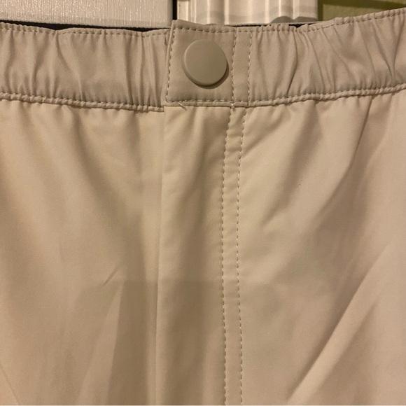 Vineyard Vines Performance Pants - Picture 7 of 8
